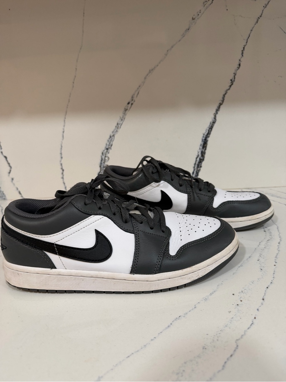 Air Jordan 1 Low "Iron Grey" gently used .